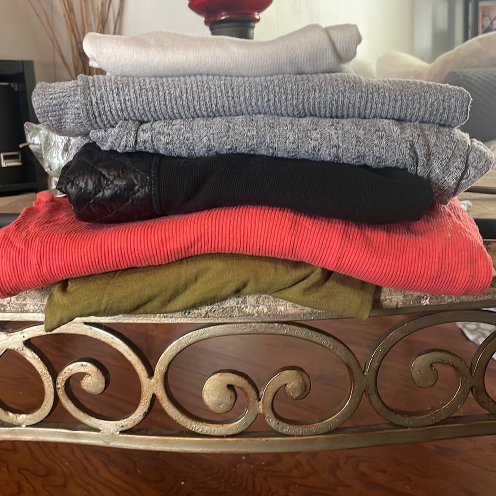 Mystery bundle long sleeve tops